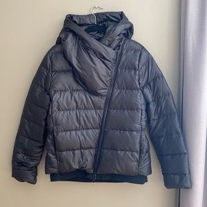 Nike Asymmetrical Zip Puffer coat